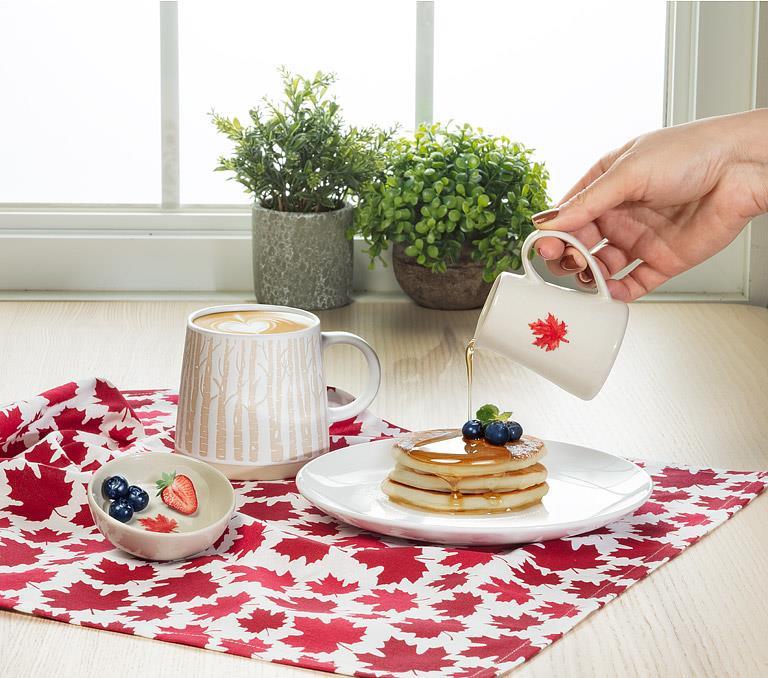 Maple Leaf - Mini Jug