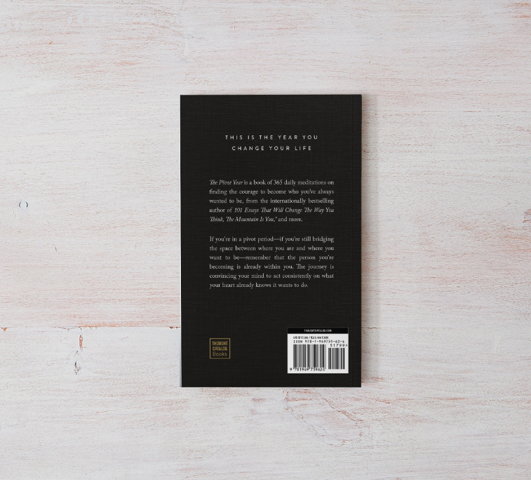 The Pivot Year - Brianna Wiest - Paperback book