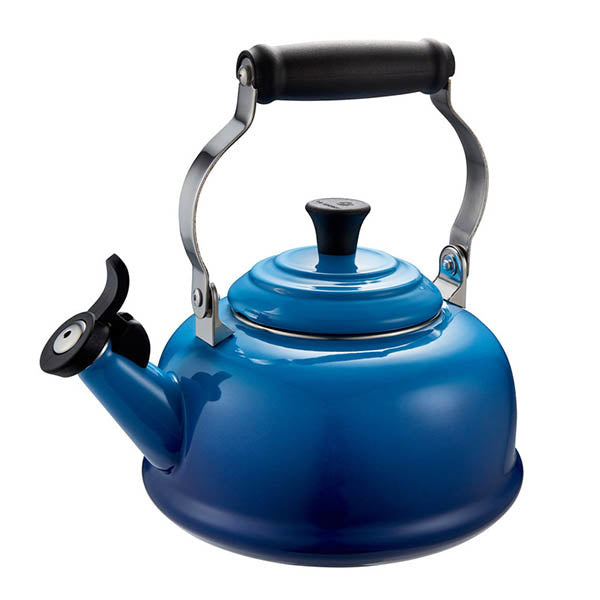 Le Creuset Classic Whistling Kettle