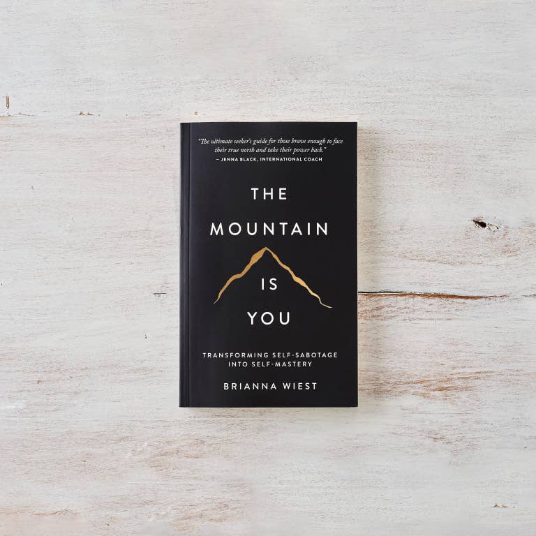 The Mountain Is You - Brianna Wiest - Paperback book