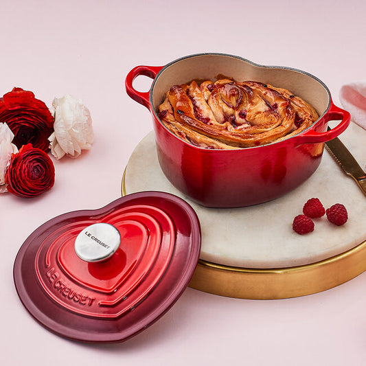 Le Creuset - Heart Cocotte (Dutch Oven)