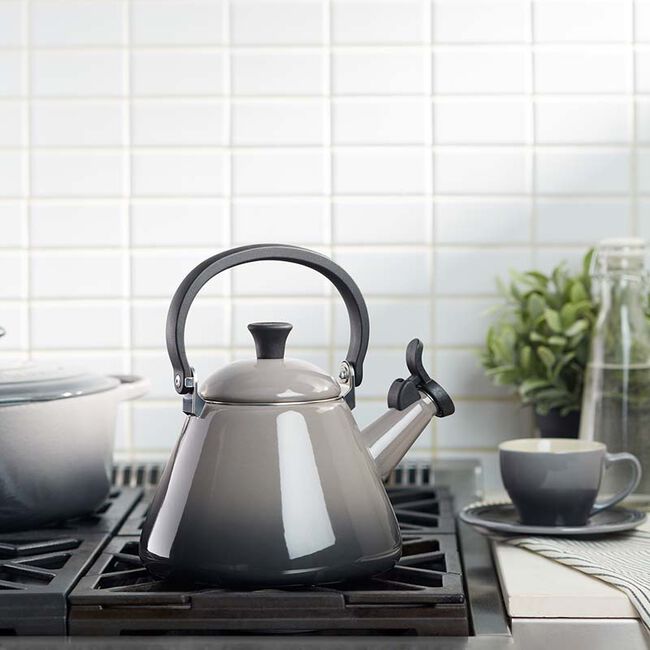 Le Creuset - Kone Whistling Kettle