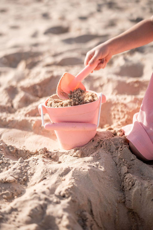 Little diggers - beach spade