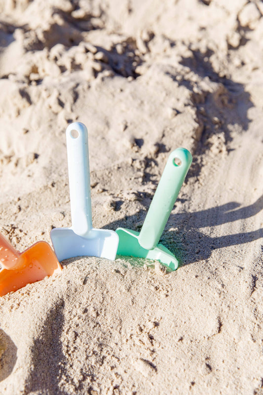 Little diggers - beach spade