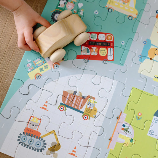 Puzzle - A Day on Busy Boulevard - 48 Pieces