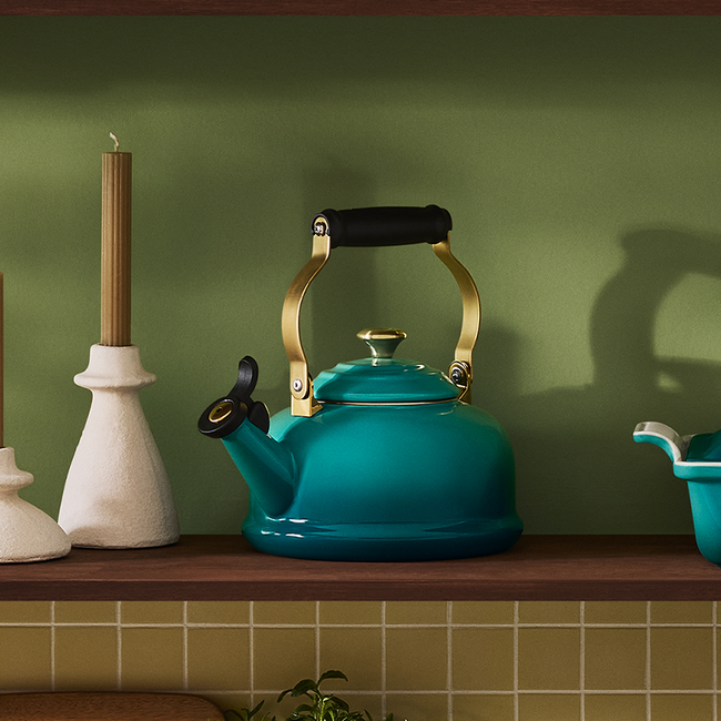 Le Creuset - Classic Whistling Kettle