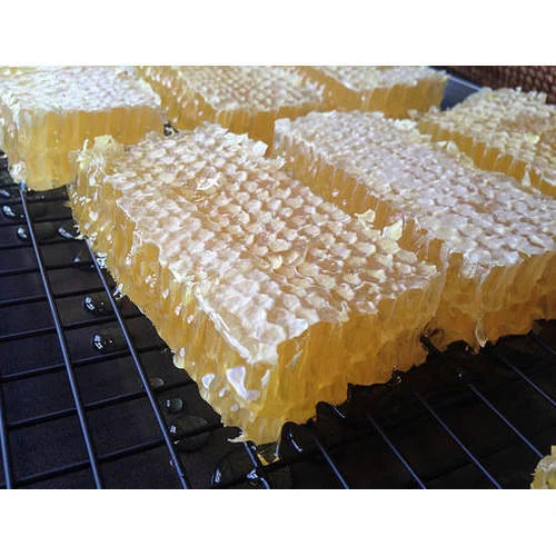 Collingwood Honey Farms - Honeycomb