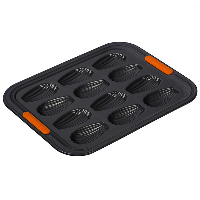 Le Creuset - Madeleine Pan