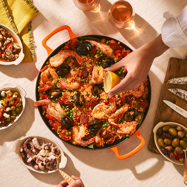 Le Creuset - Cast Iron Paella Pan